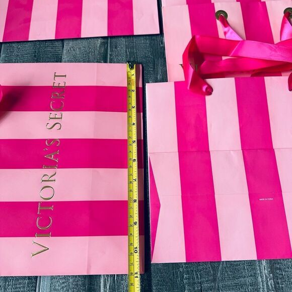 Victoria’s Secret Pink Shopping Bags Bundle Lot - Picture 2 of 2